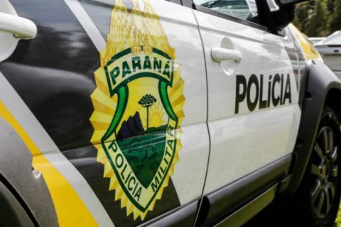 Homem é preso em Alto Paraná após agredir morador com faca e barra de ferro