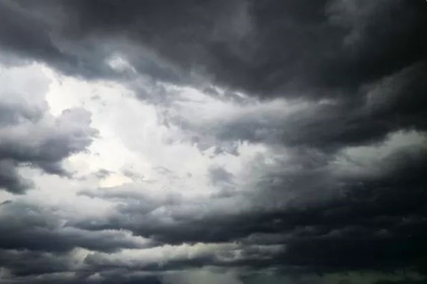 Oeste e Noroeste do PR têm alerta de temporais e ventos de até 85 km/h nesta segunda