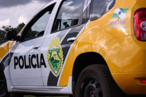 Homem sob efeito de álcool e drogas é preso após ameaçar mãe e padrasto com faca em Paranavaí