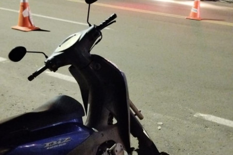 Suspeito é abordado na contramão em Paranavaí com moto furtada em 2024